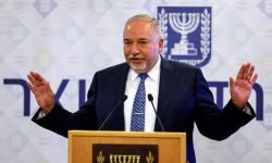 ليبرمان: إسرائيل ستزول إذا استمرت حكومة نتنياهو حتى 2026